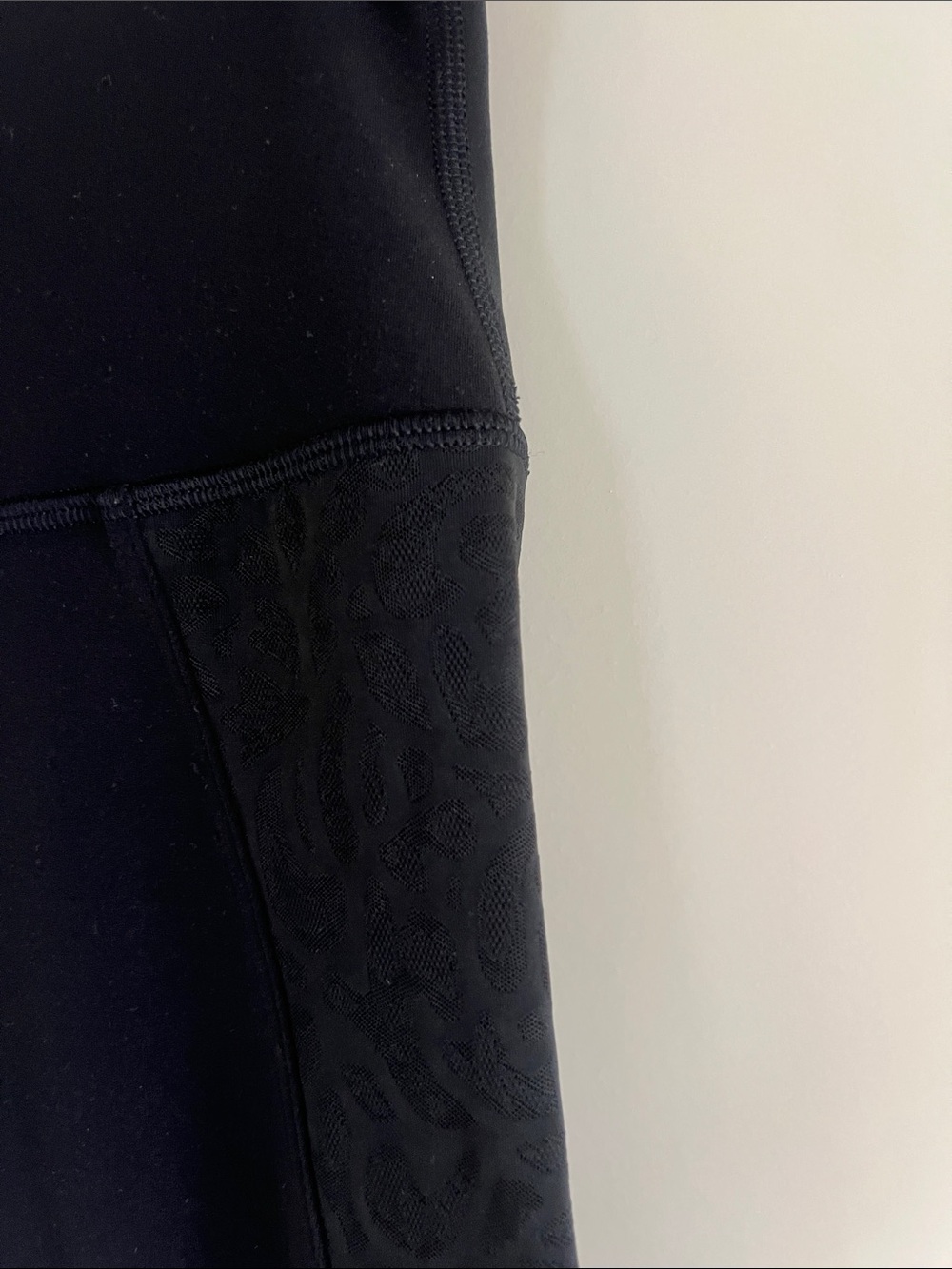 Lululemon Paisley Lace Overlay Tight 25" 2025 EUC - Picture 4 of 10